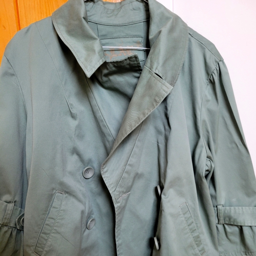 Jacket - Picture 2 of 5